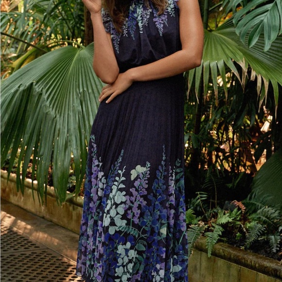 Dresses Navy And Purple Floral Kew Collection Mesh Pleated